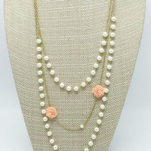 New Retro Simulated Pearl & Peach Roses on Gold Chain Necklace